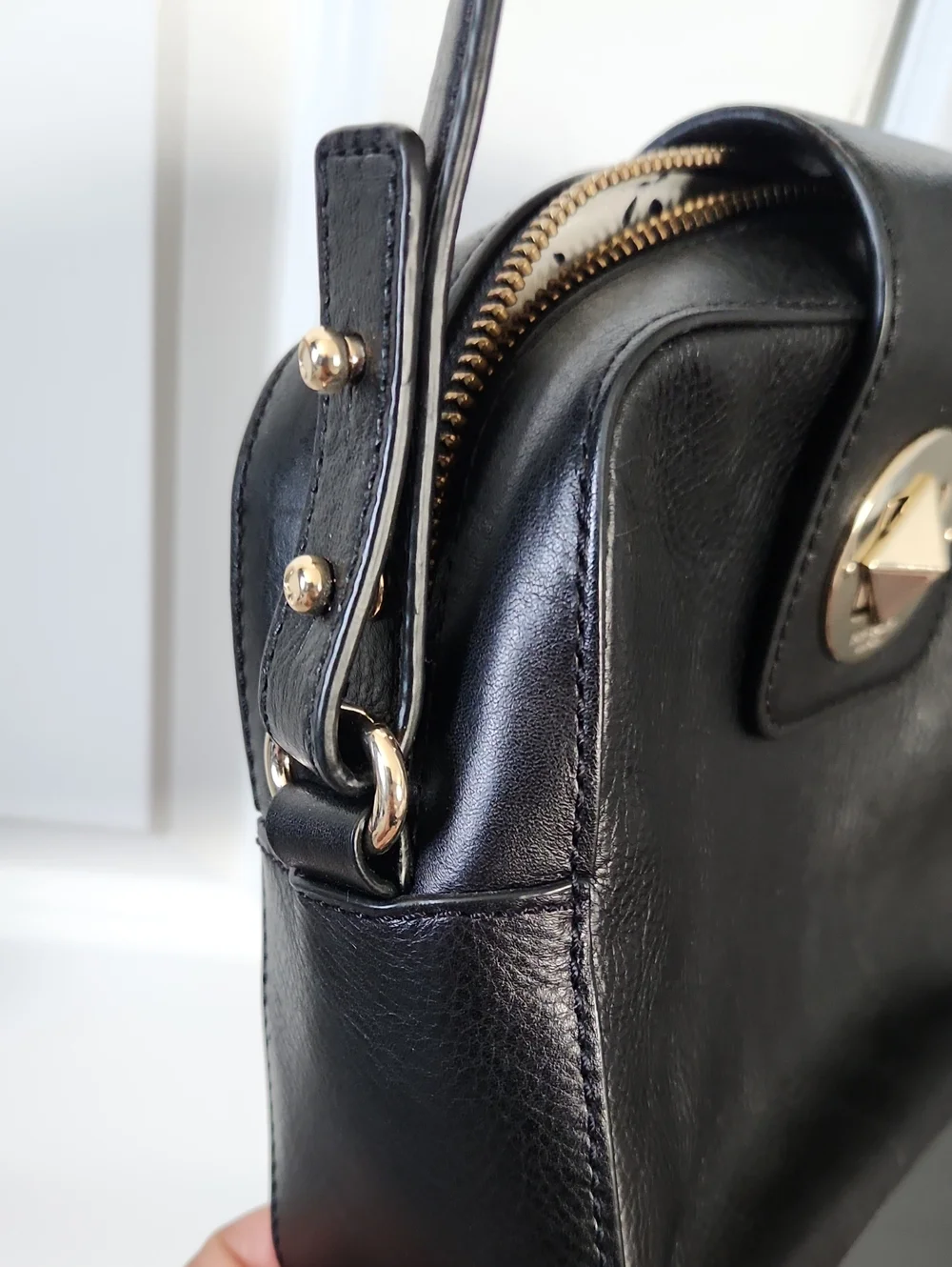 kate spade questions leave